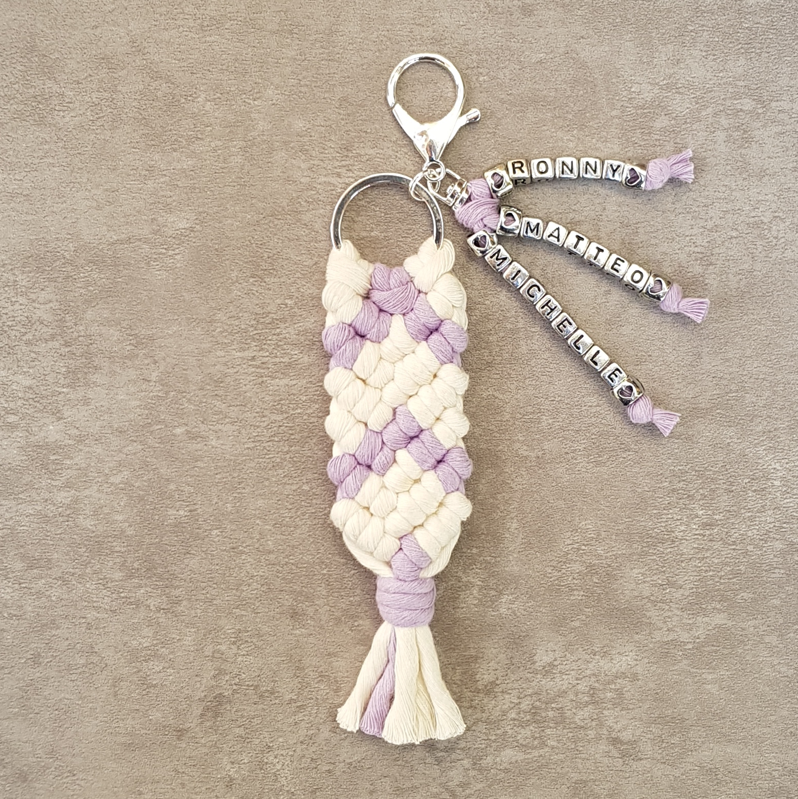 Schlüsselanhänger „Fischgräte“ 2-farbig – MakraMona