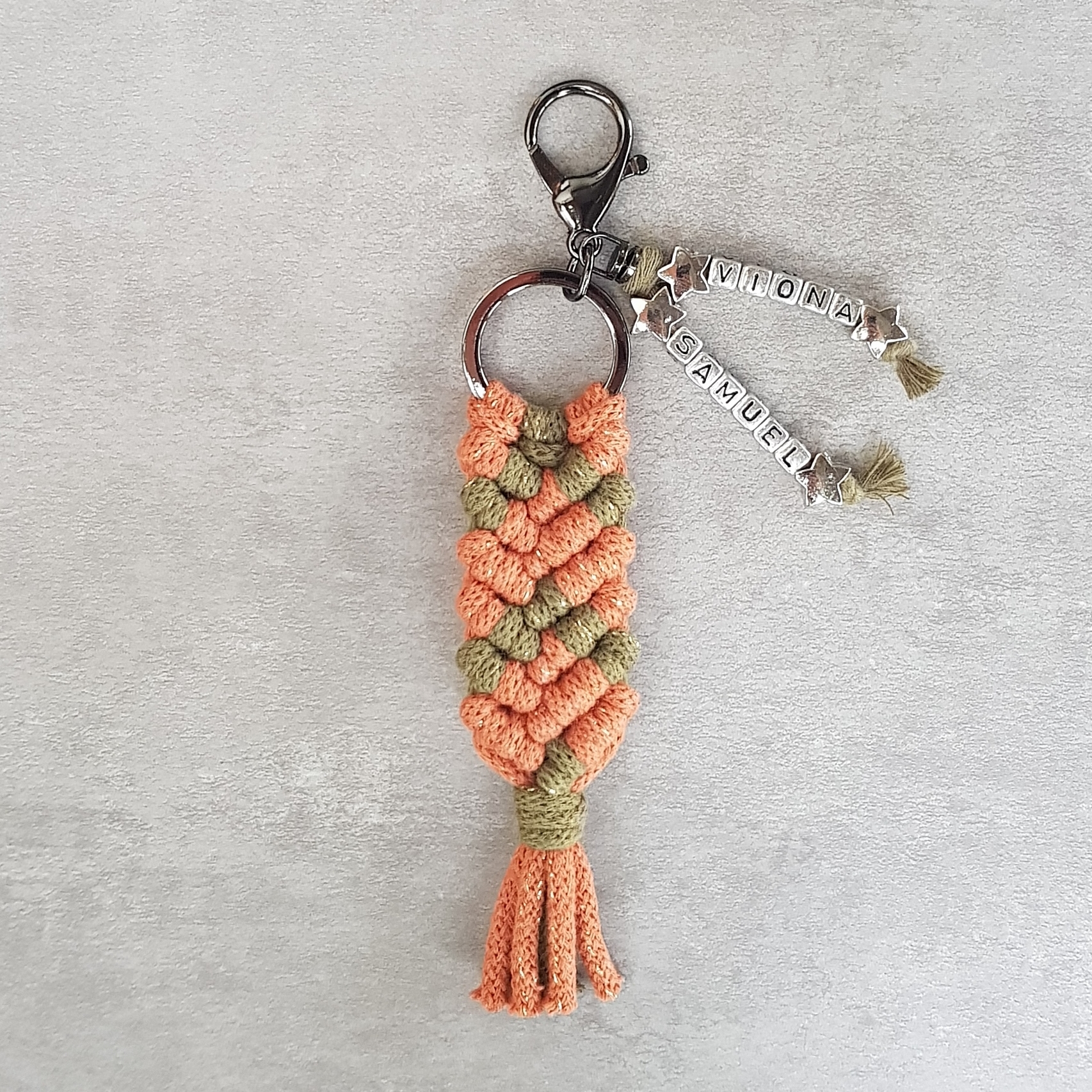 Schlüsselanhänger „Fischgräte“ 2-farbig – MakraMona